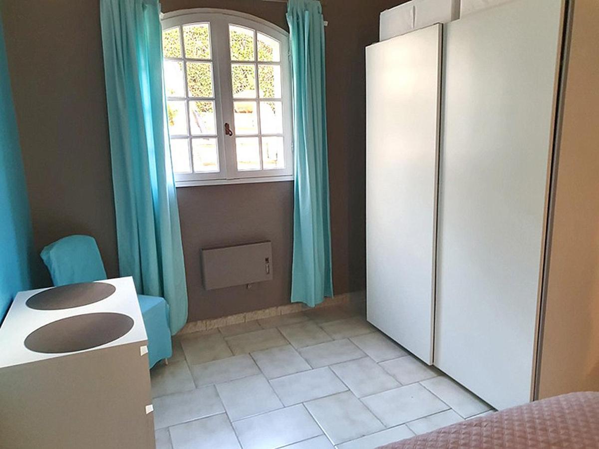 Appartements Dans Villa En Rez De Jardin Йер Экстерьер фото